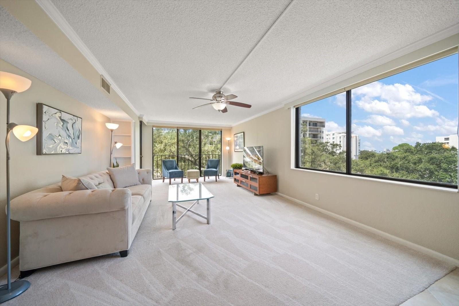 Image 4 of 56 For 220 Belleview Boulevard 410