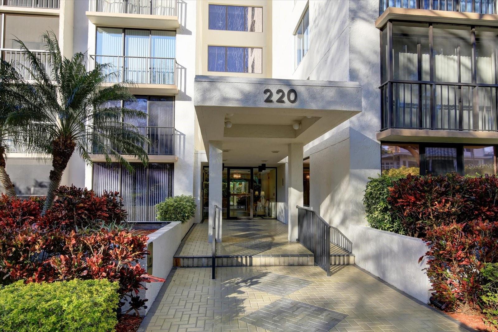 Image 48 of 56 For 220 Belleview Boulevard 410