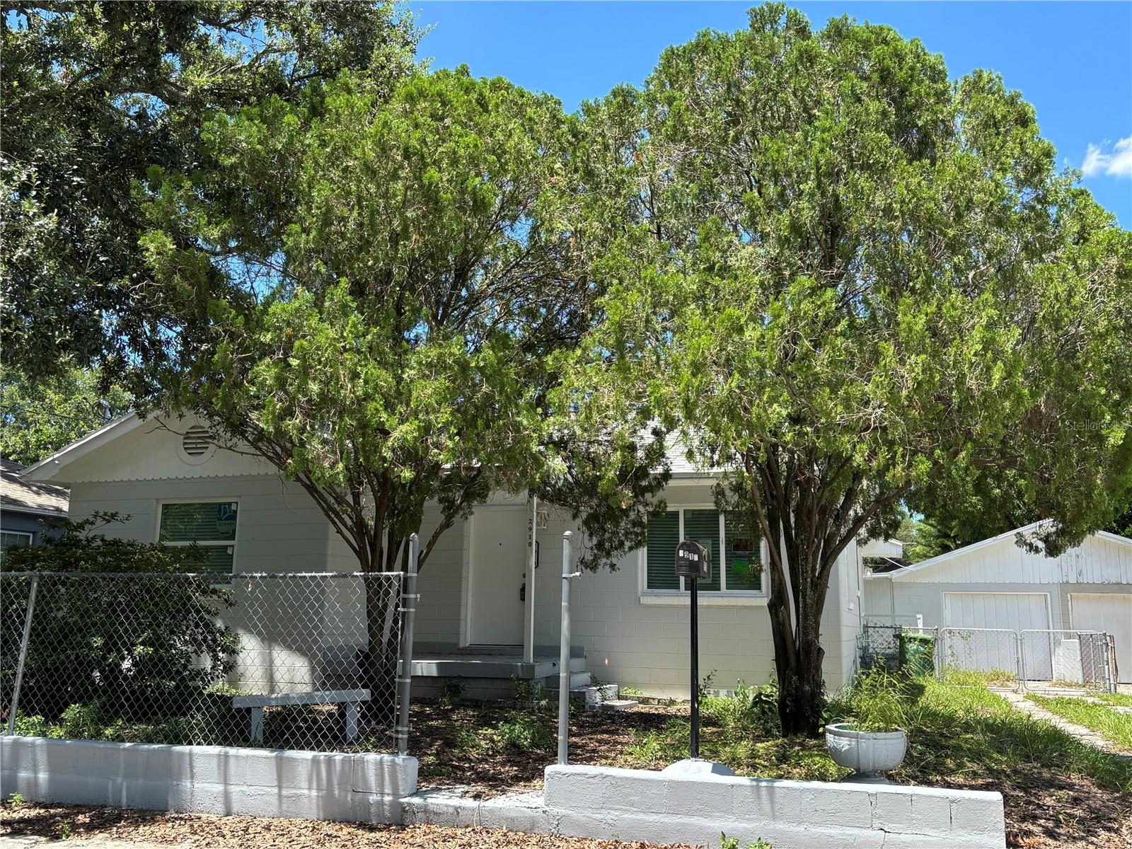 Listing Details for 2910 17th Street, TAMPA, FL 33605