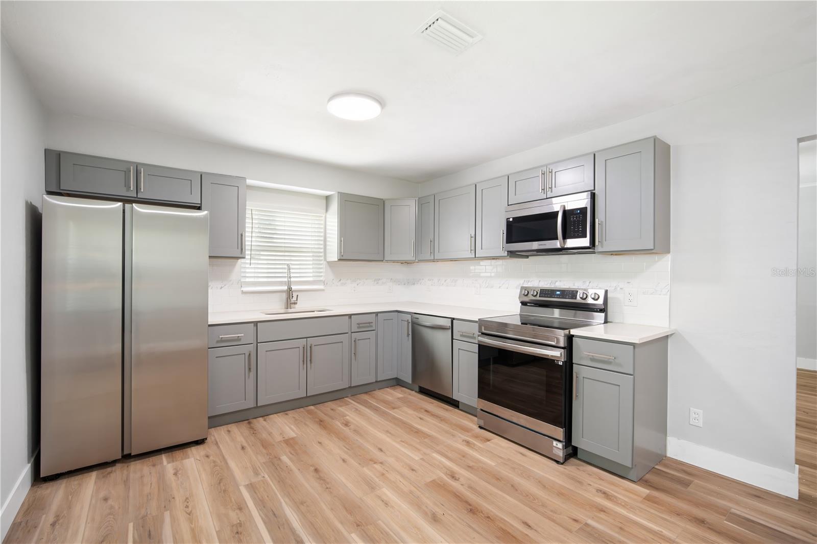 Image 13 of 20 For 2910 17th Street