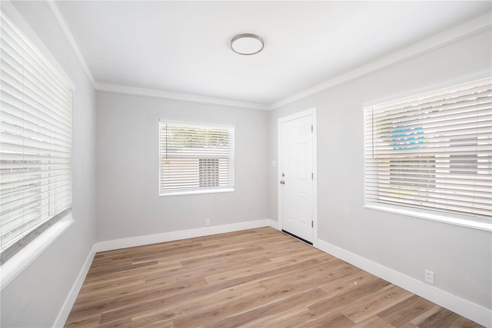 Image 15 of 20 For 2910 17th Street