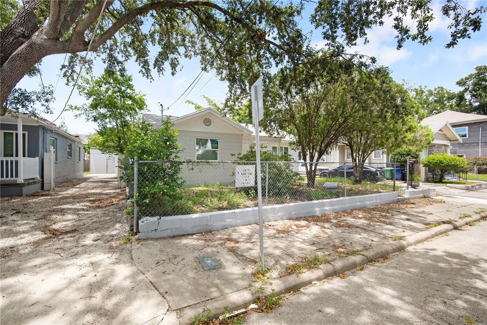 Image 2 of 20 For 2910 17th Street