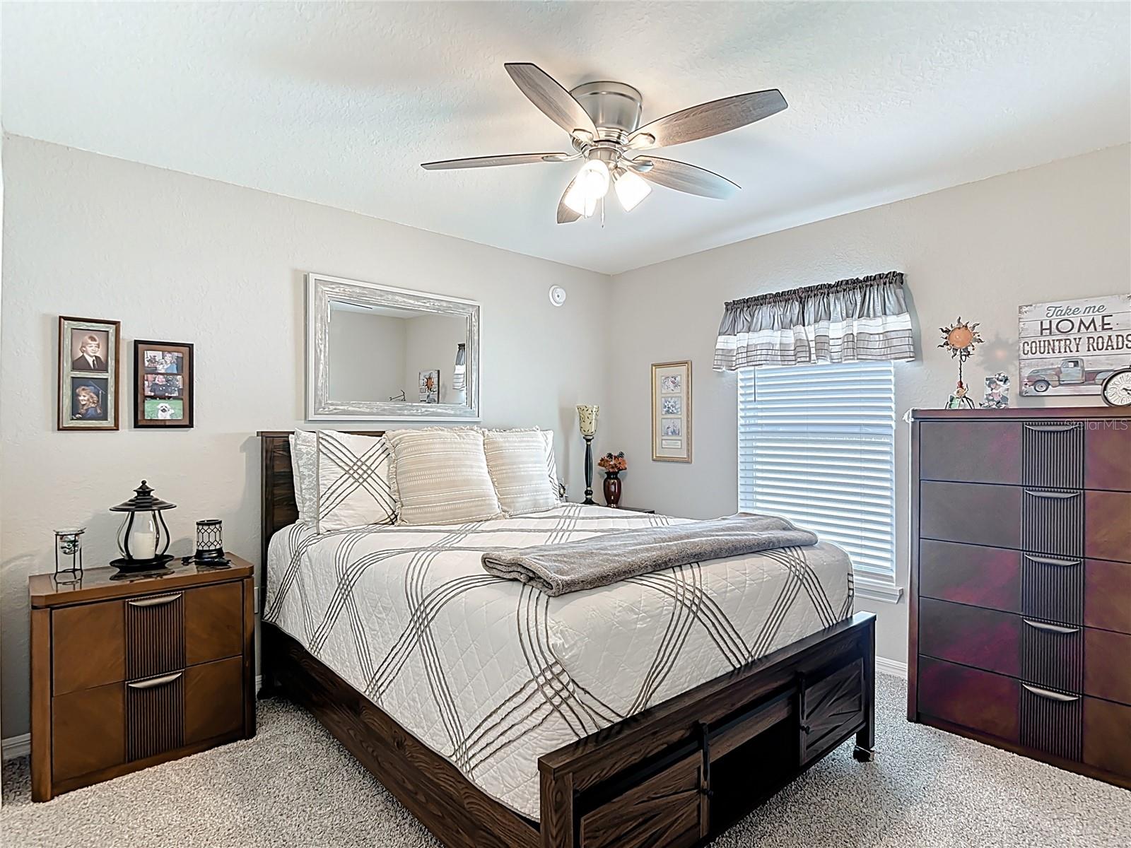 Image 17 of 42 For 35606 Bellington Boulevard