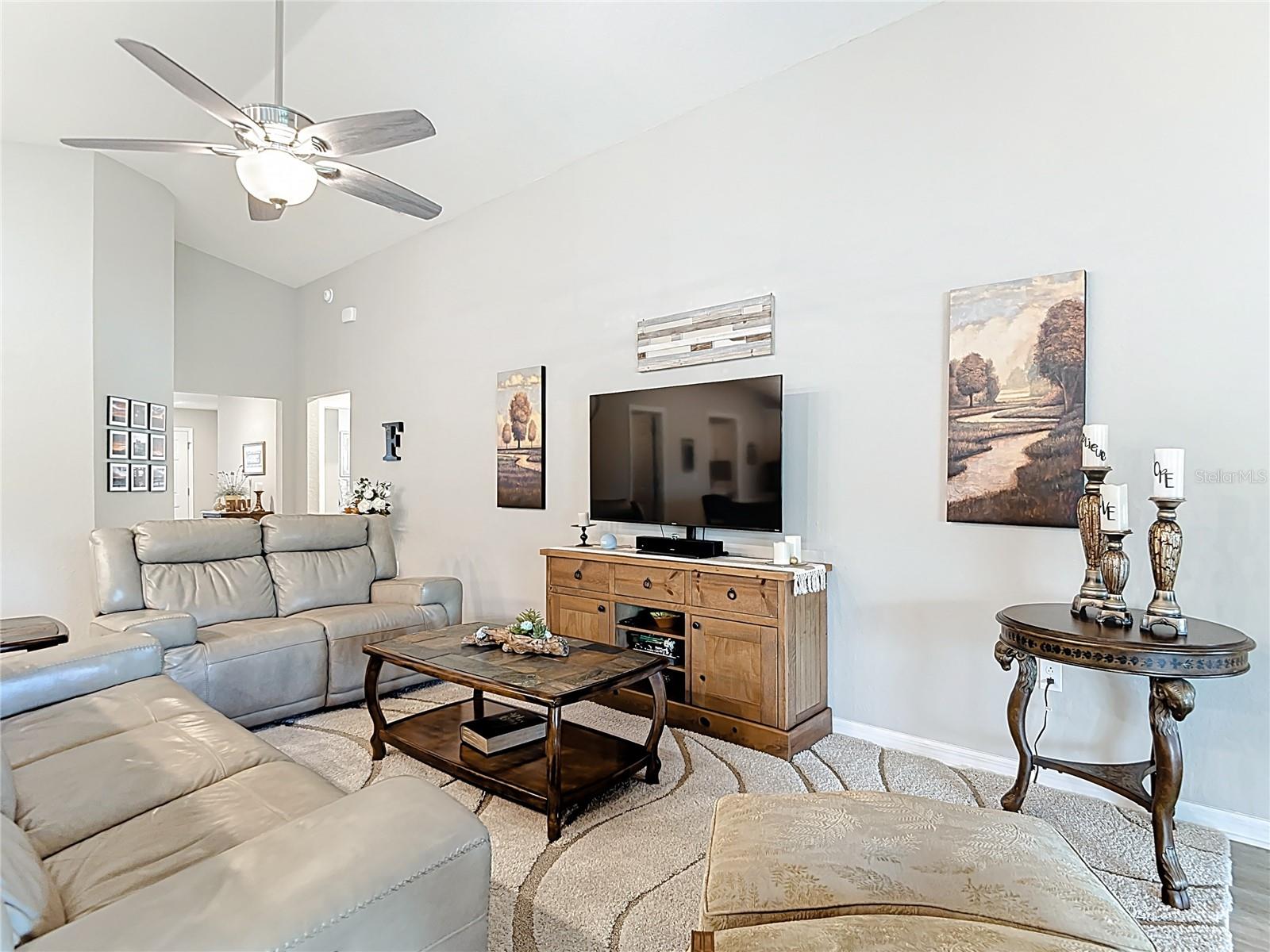 Image 24 of 42 For 35606 Bellington Boulevard
