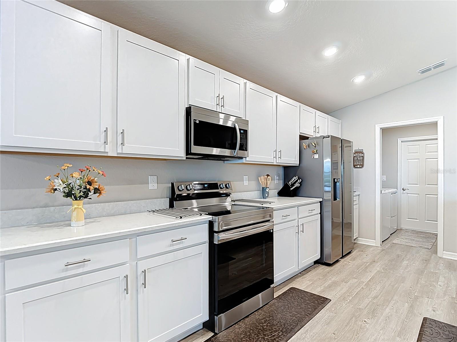Image 28 of 42 For 35606 Bellington Boulevard