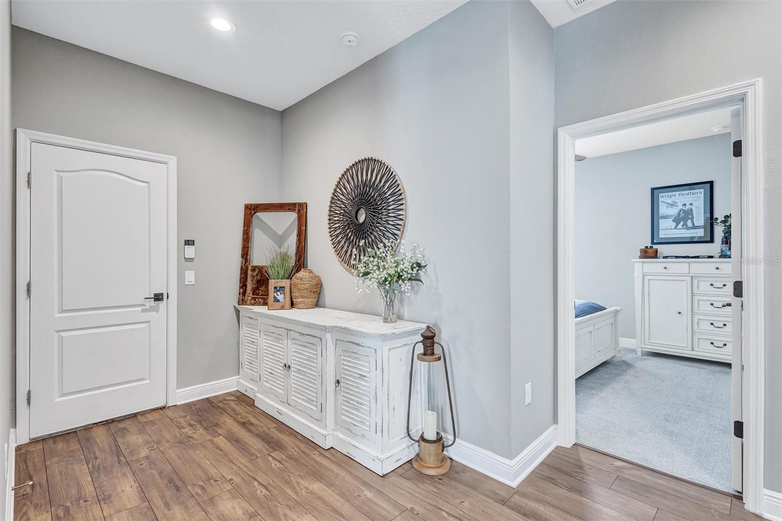 Image 16 of 51 For 9990 Cross River Trail