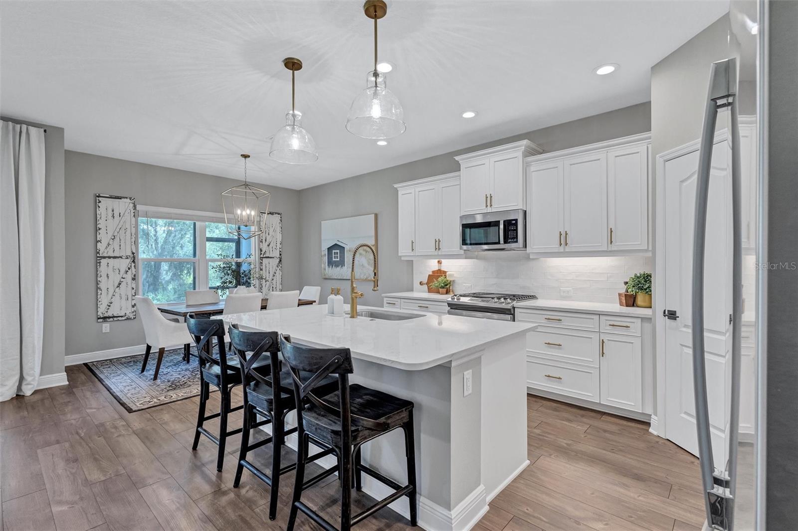 Image 22 of 51 For 9990 Cross River Trail