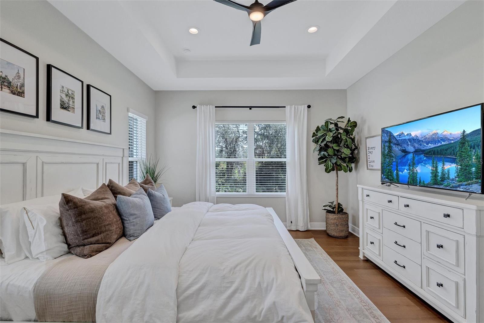 Image 36 of 51 For 9990 Cross River Trail