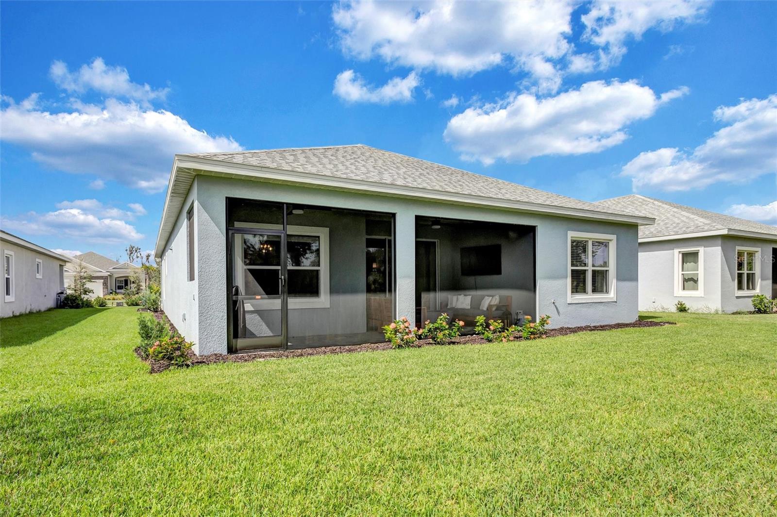 Image 7 of 51 For 9990 Cross River Trail