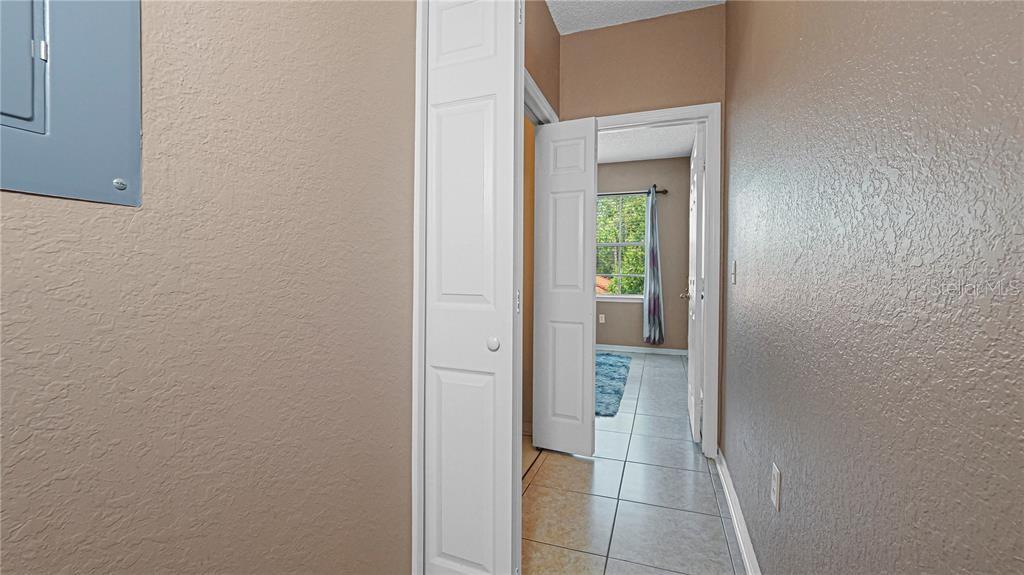Listing photo id 20 for 18001 Richmond Place Drive 1122