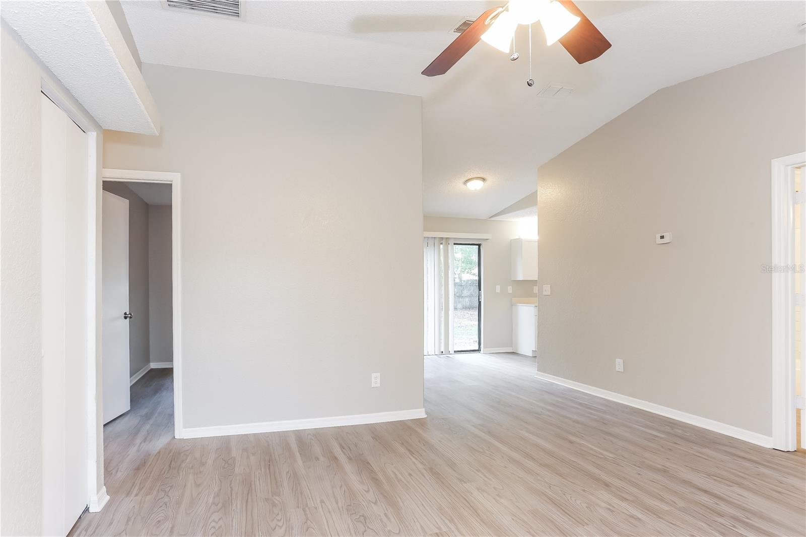 Image 4 of 16 For 1711 42nd Street S