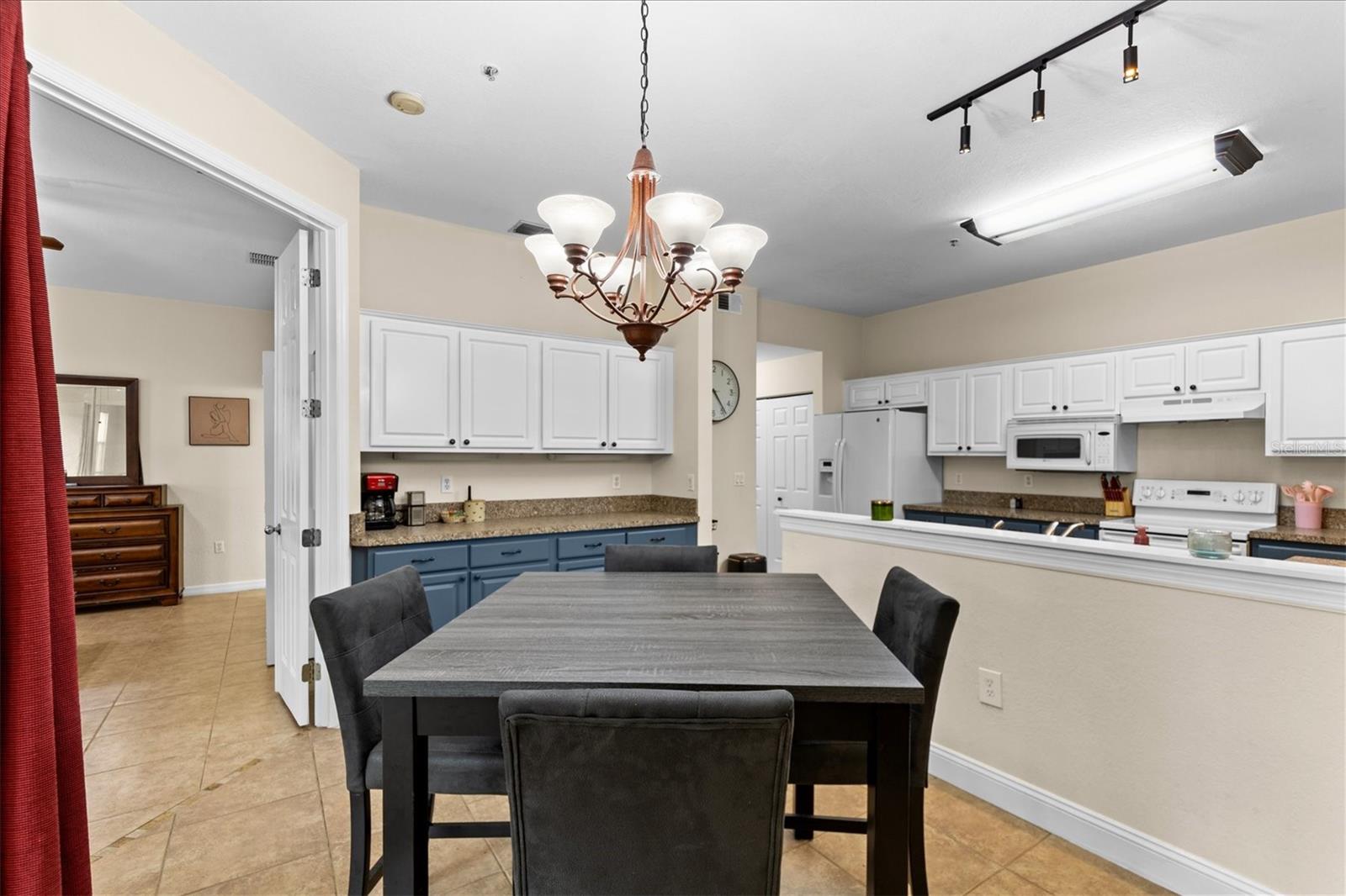 Image 11 of 41 For 5041 Sunridge Palms Drive 103