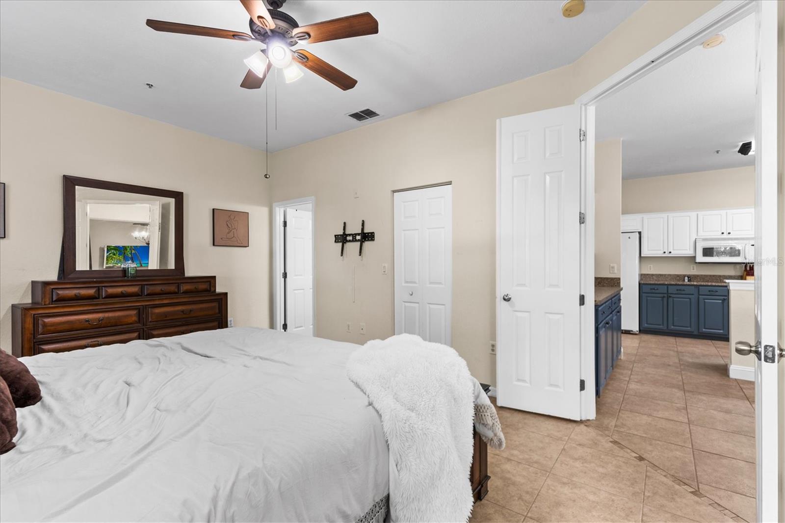Image 20 of 41 For 5041 Sunridge Palms Drive 103