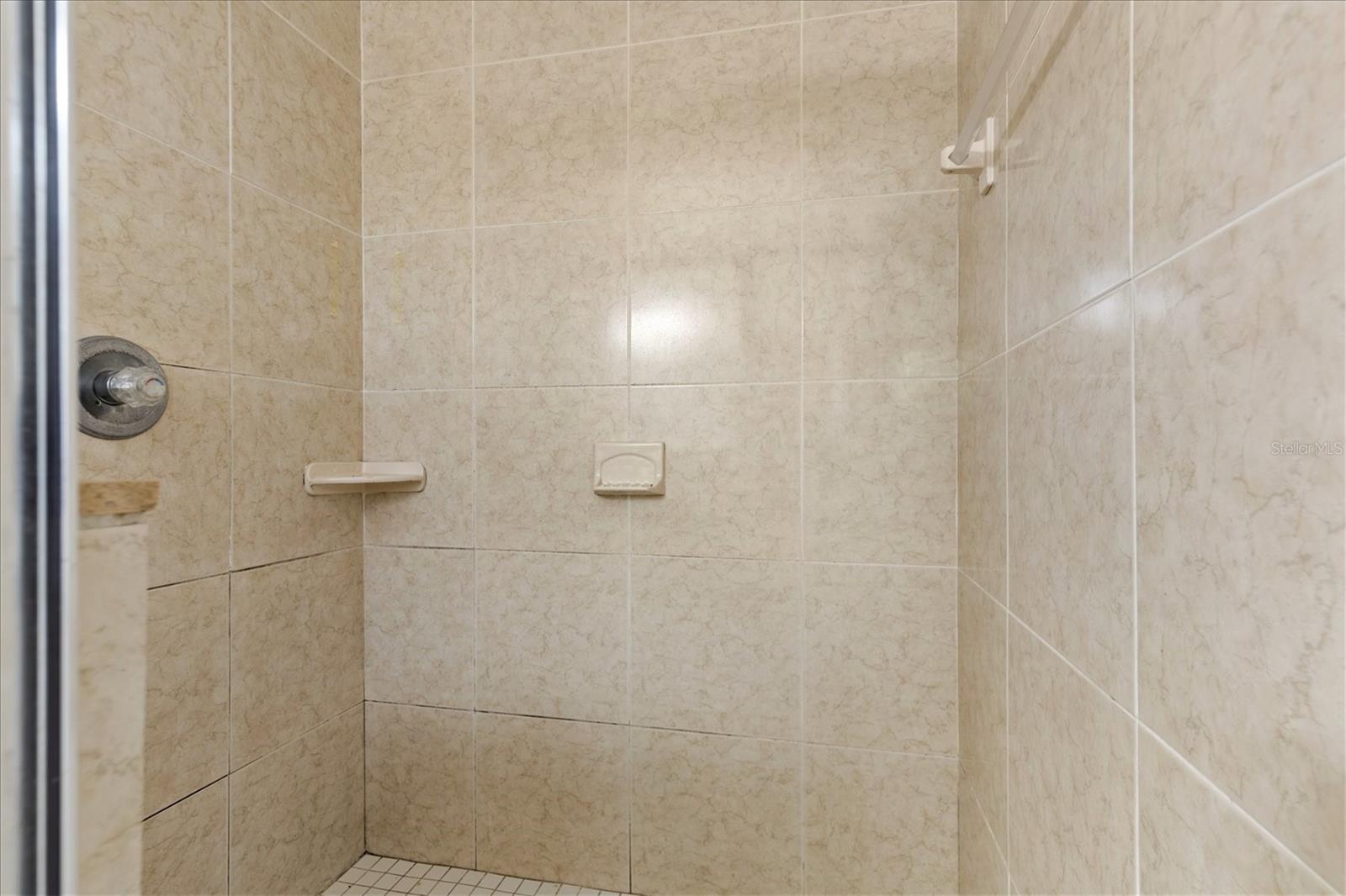 Image 32 of 41 For 5041 Sunridge Palms Drive 103