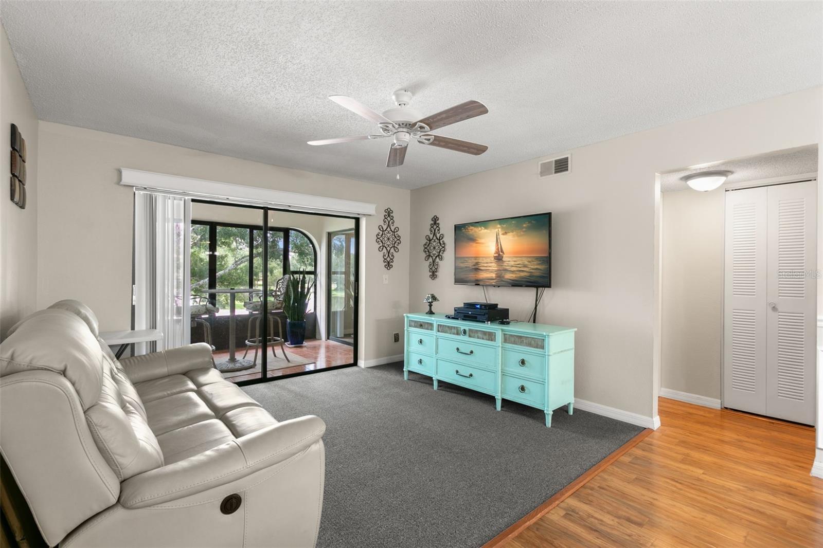Image 15 of 42 For 3399 Mermoor Drive 309