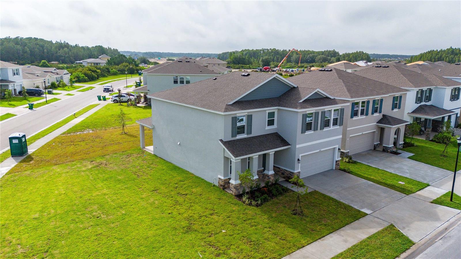 Image 4 of 50 For 2560 Warren Acres Boulevard