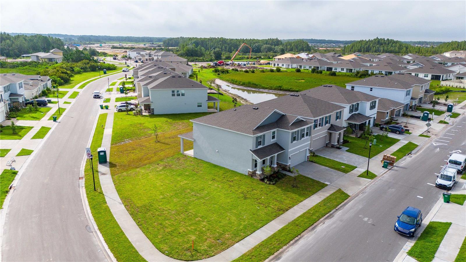 Image 5 of 50 For 2560 Warren Acres Boulevard