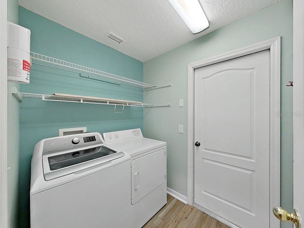 Image 40 of 55 For 6077 Sandhill Ridge Drive