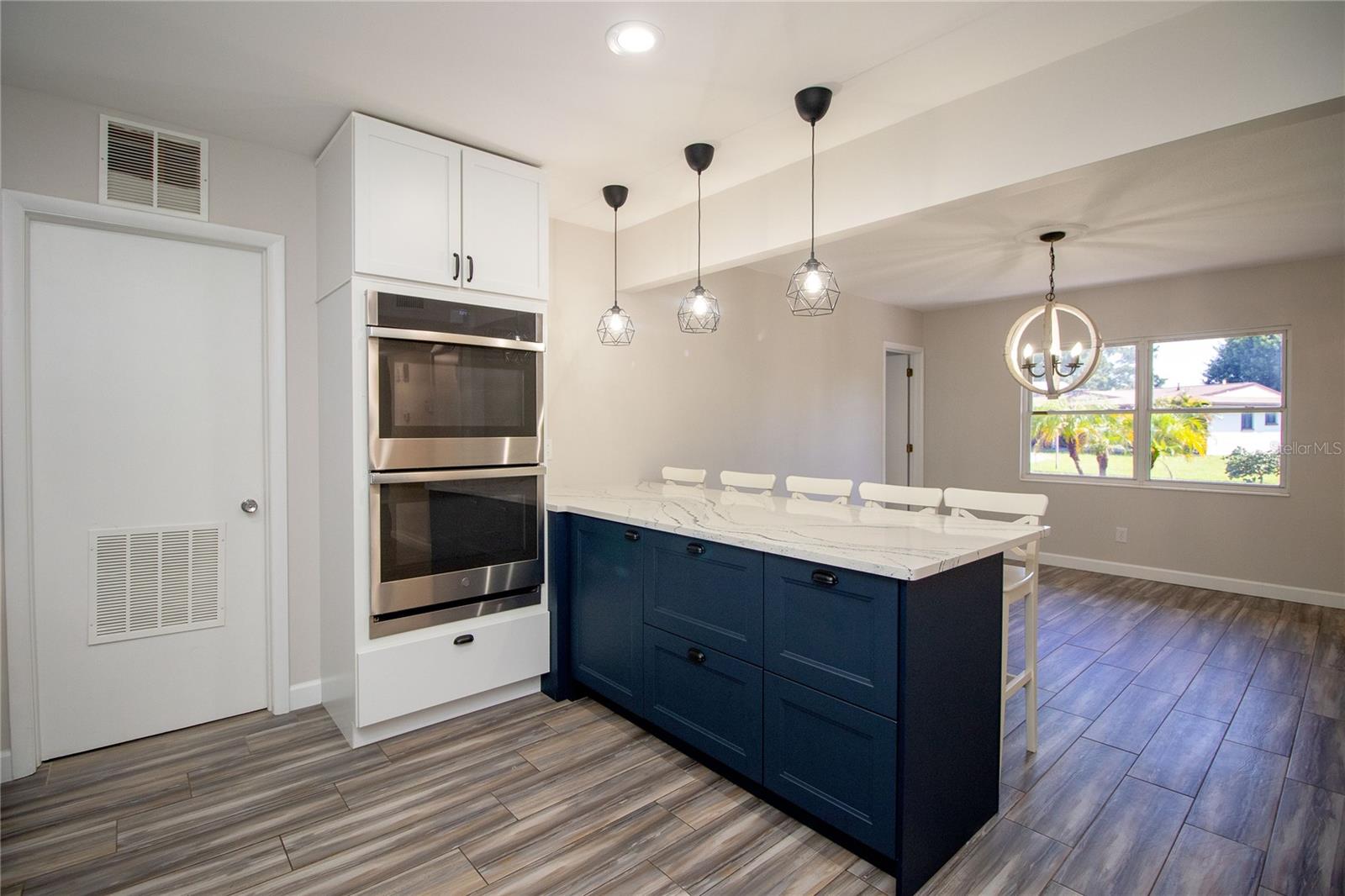 Image 15 of 65 For 1596 81st Avenue N