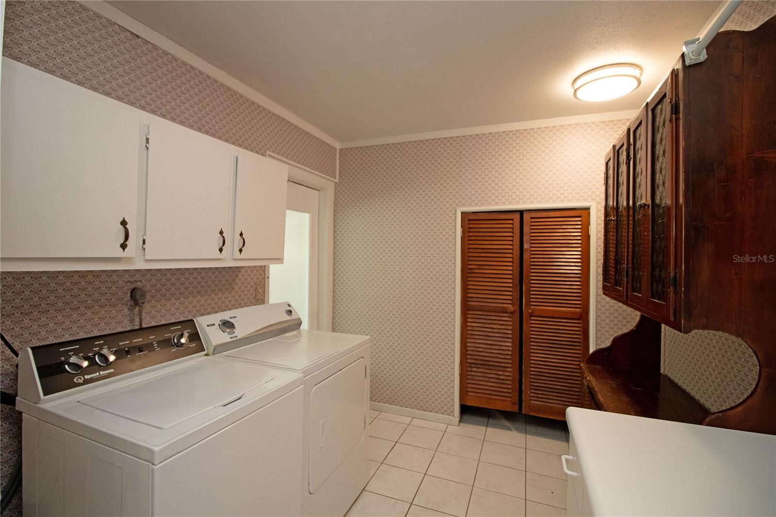 Image 24 of 65 For 1596 81st Avenue N