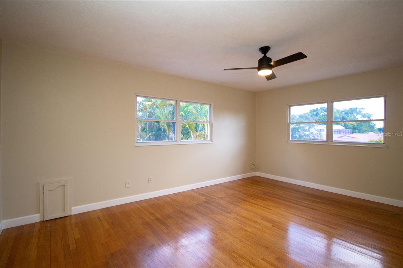 Image 28 of 65 For 1596 81st Avenue N