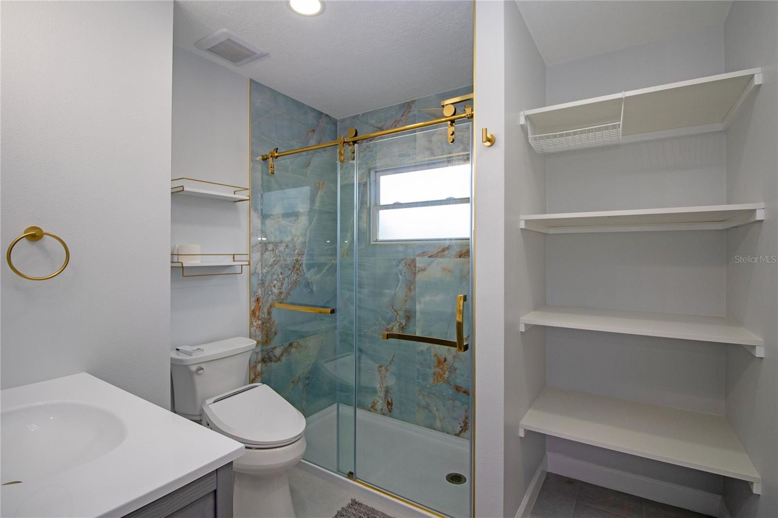 Image 31 of 65 For 1596 81st Avenue N