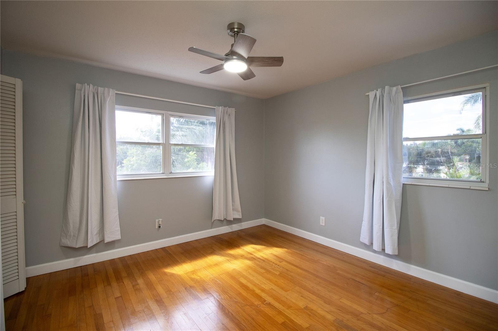 Image 47 of 65 For 1596 81st Avenue N