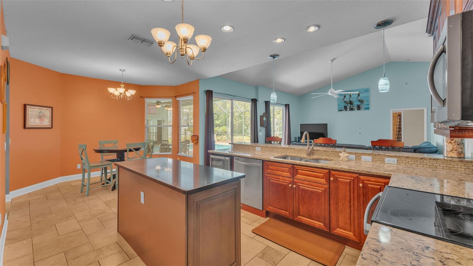 Image 15 of 64 For 2903 Sutton Oaks Court