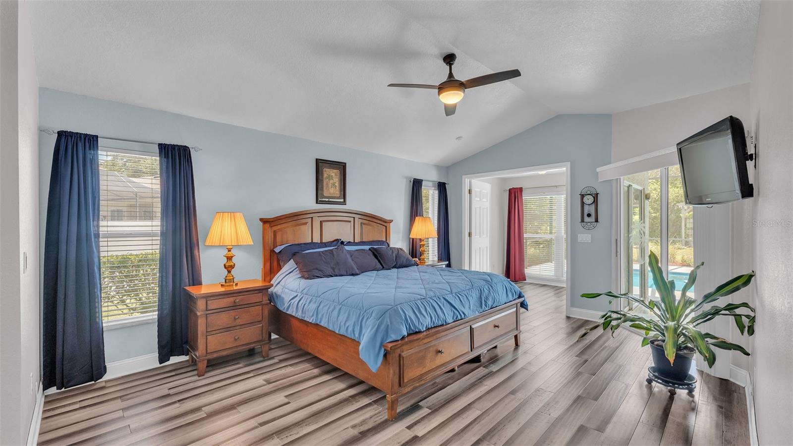 Image 20 of 64 For 2903 Sutton Oaks Court
