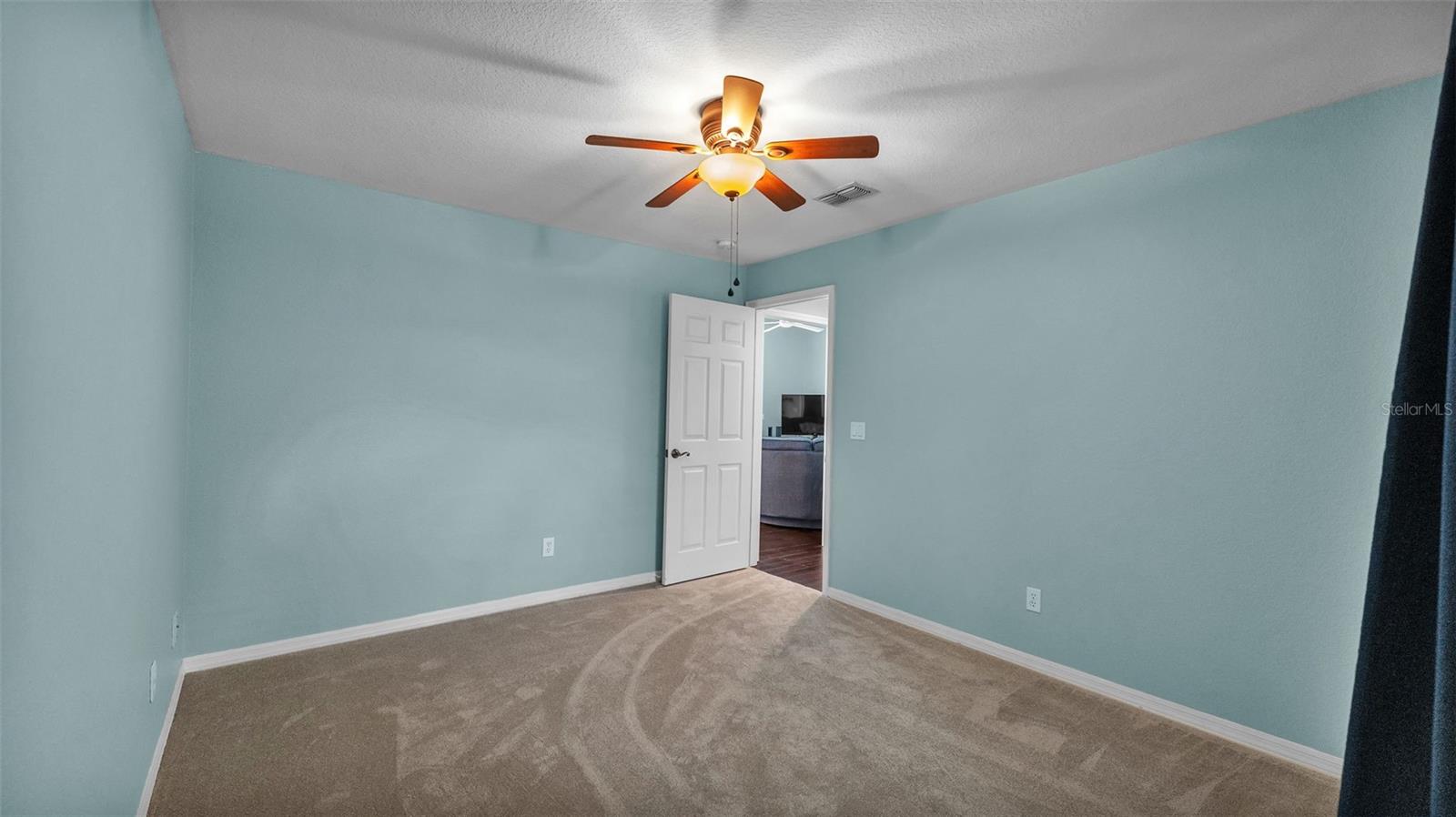 Image 35 of 64 For 2903 Sutton Oaks Court