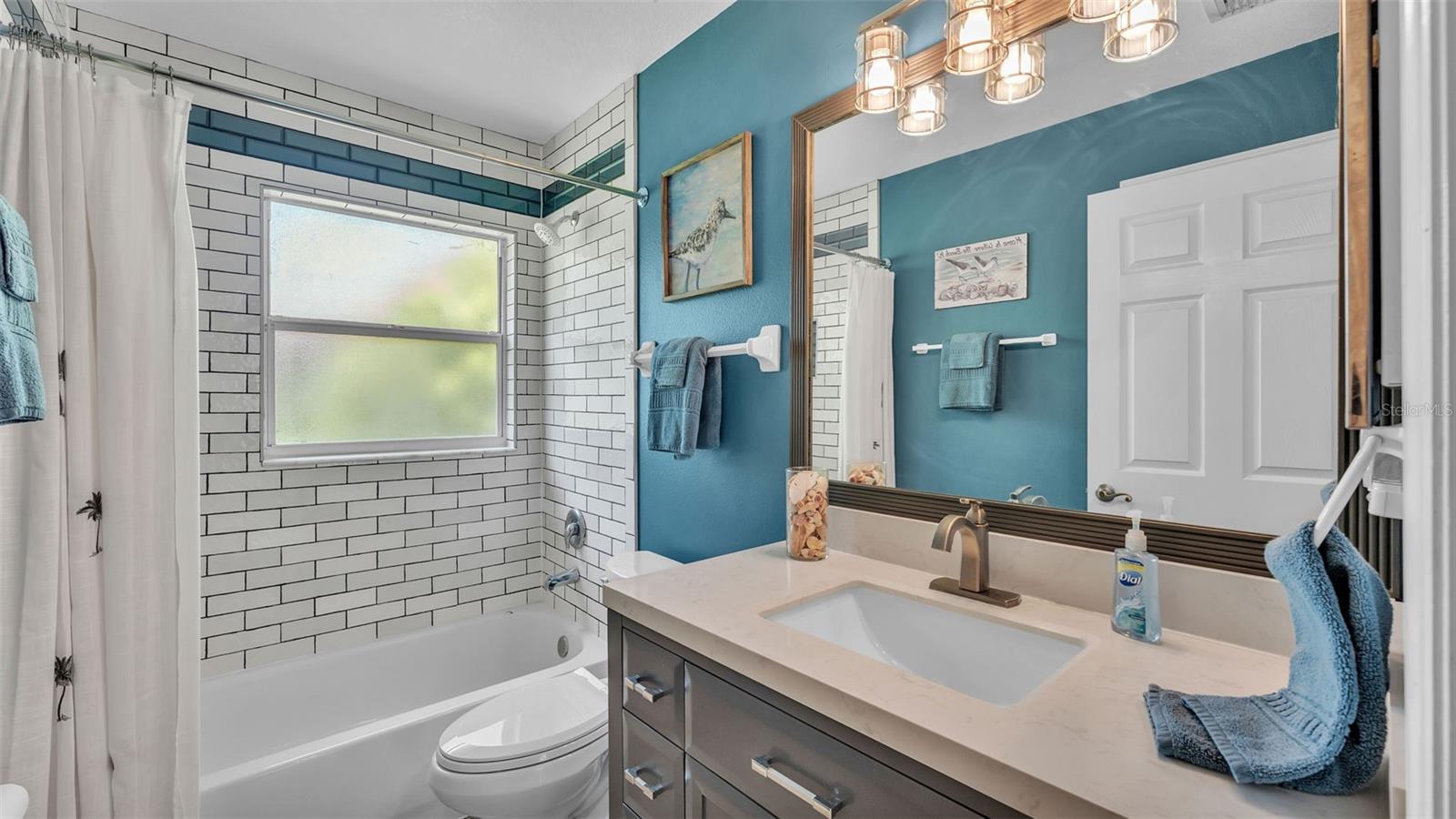 Image 39 of 64 For 2903 Sutton Oaks Court