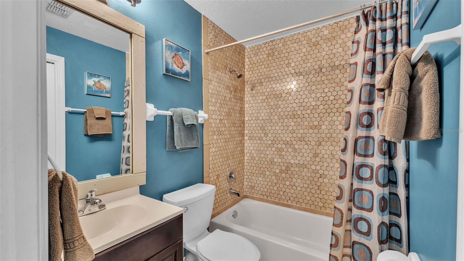Image 44 of 64 For 2903 Sutton Oaks Court