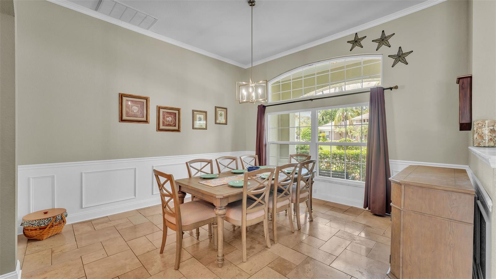 Image 6 of 64 For 2903 Sutton Oaks Court