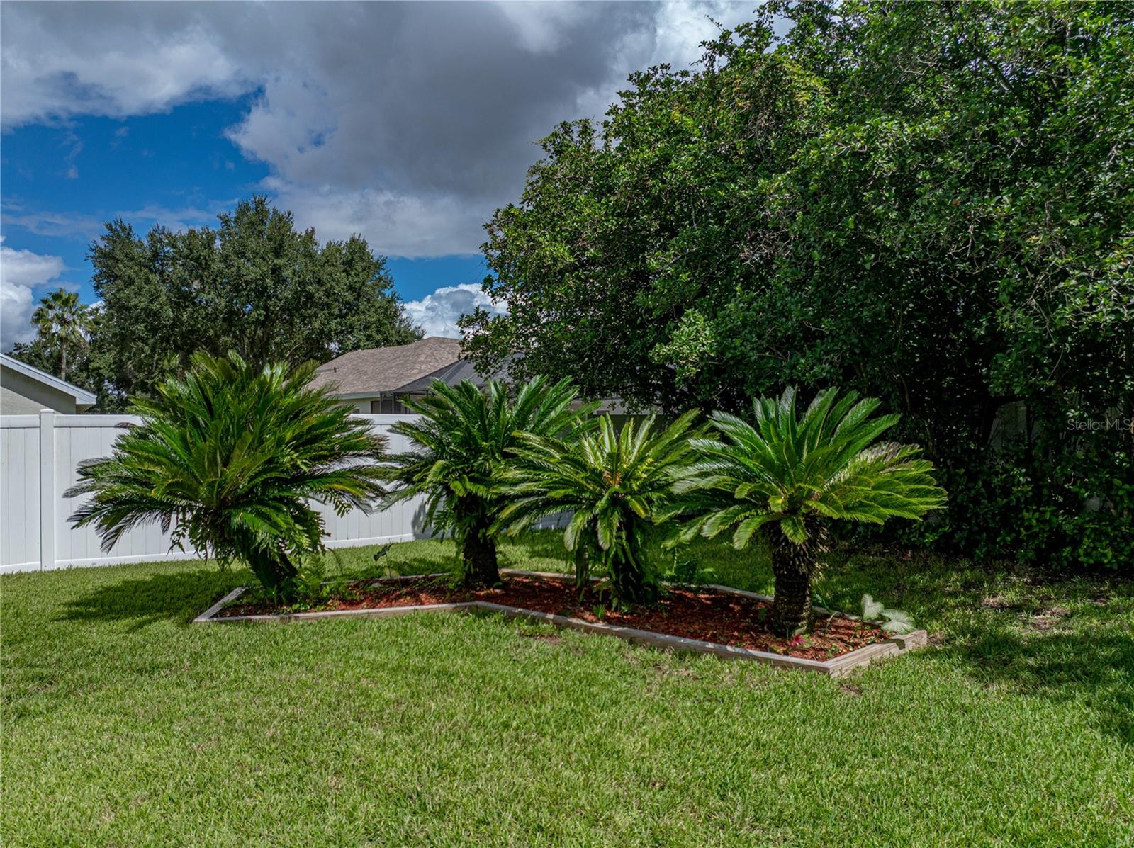 Image 74 of 91 For 2903 Sutton Oaks Court