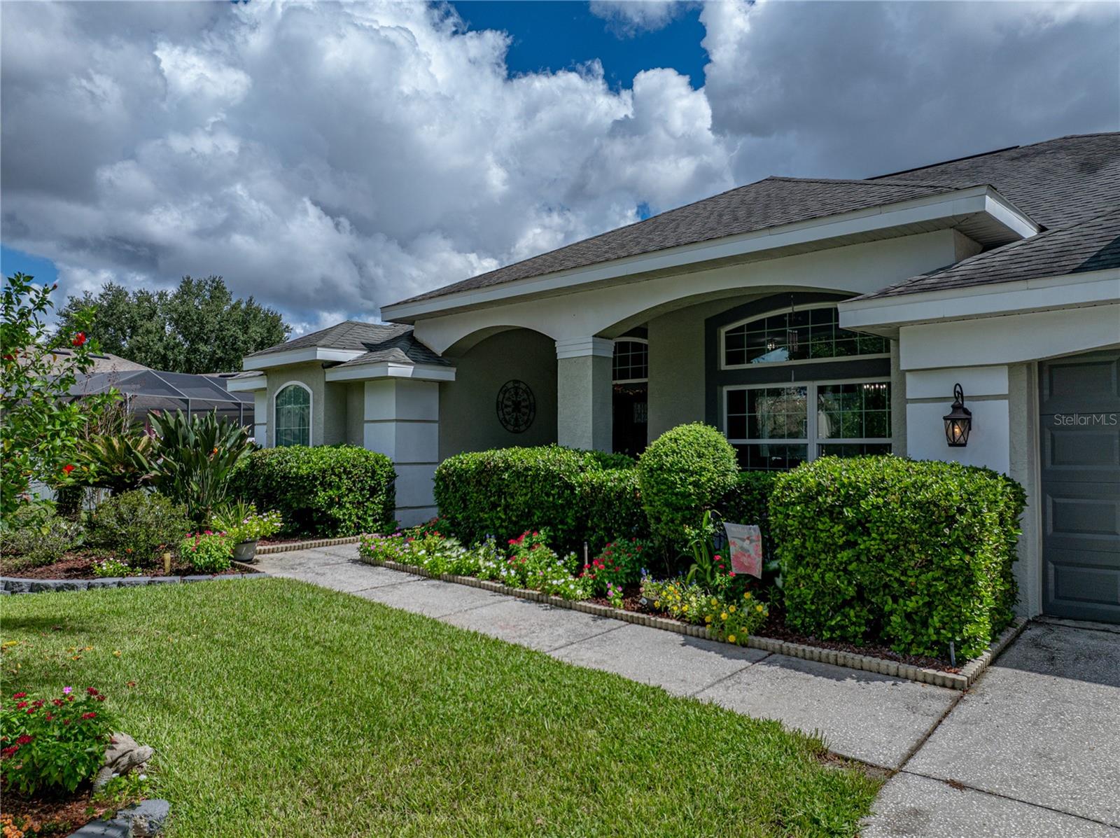 Image 77 of 91 For 2903 Sutton Oaks Court
