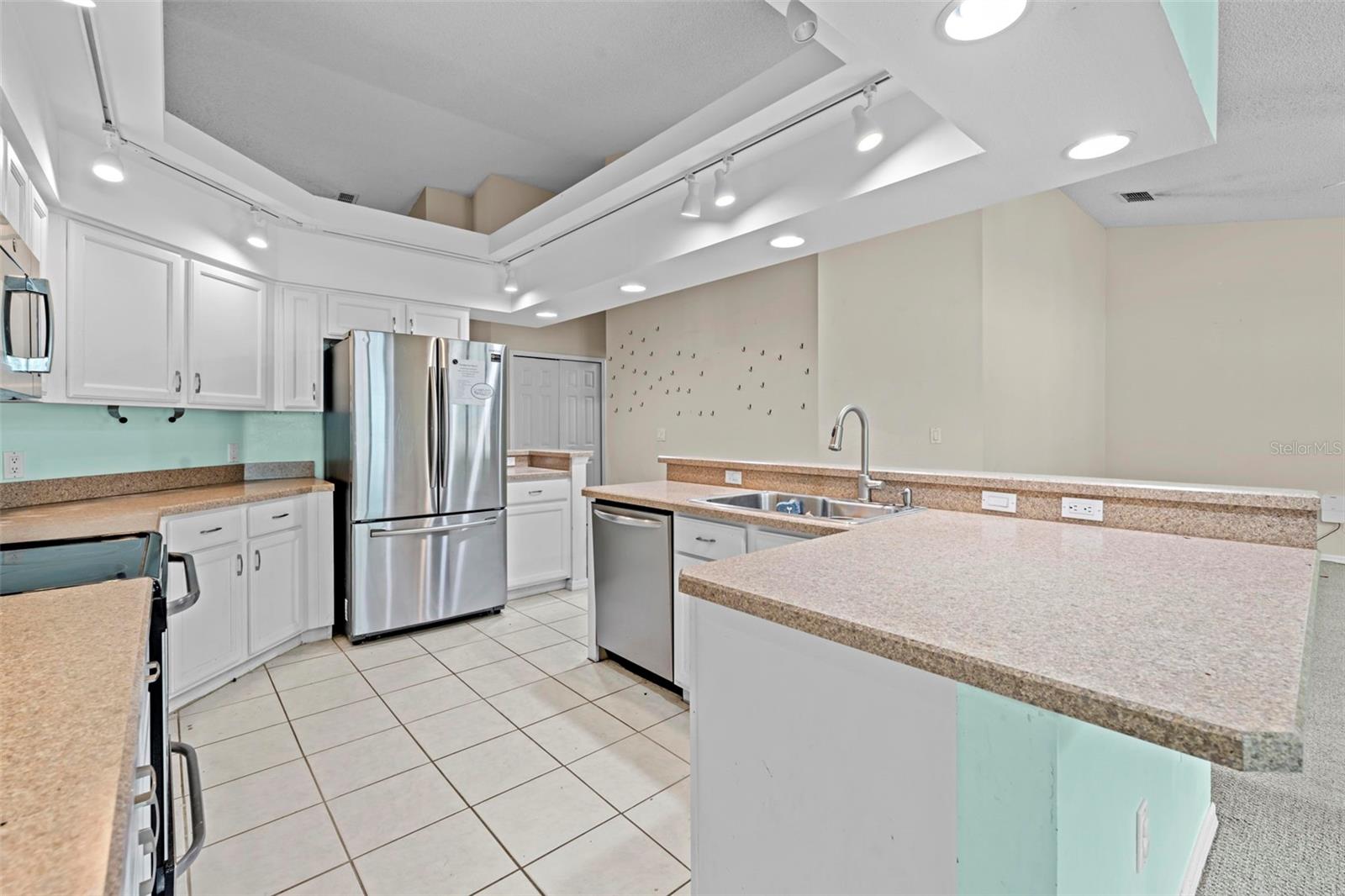 Image 15 of 57 For 7492 Aloe Drive