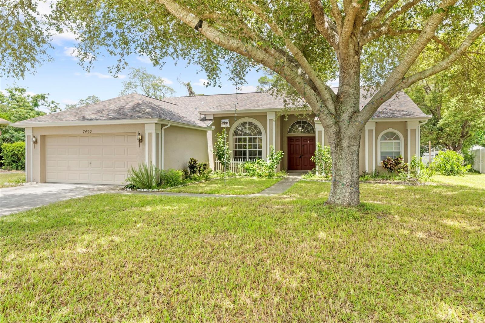 Image 2 of 57 For 7492 Aloe Drive
