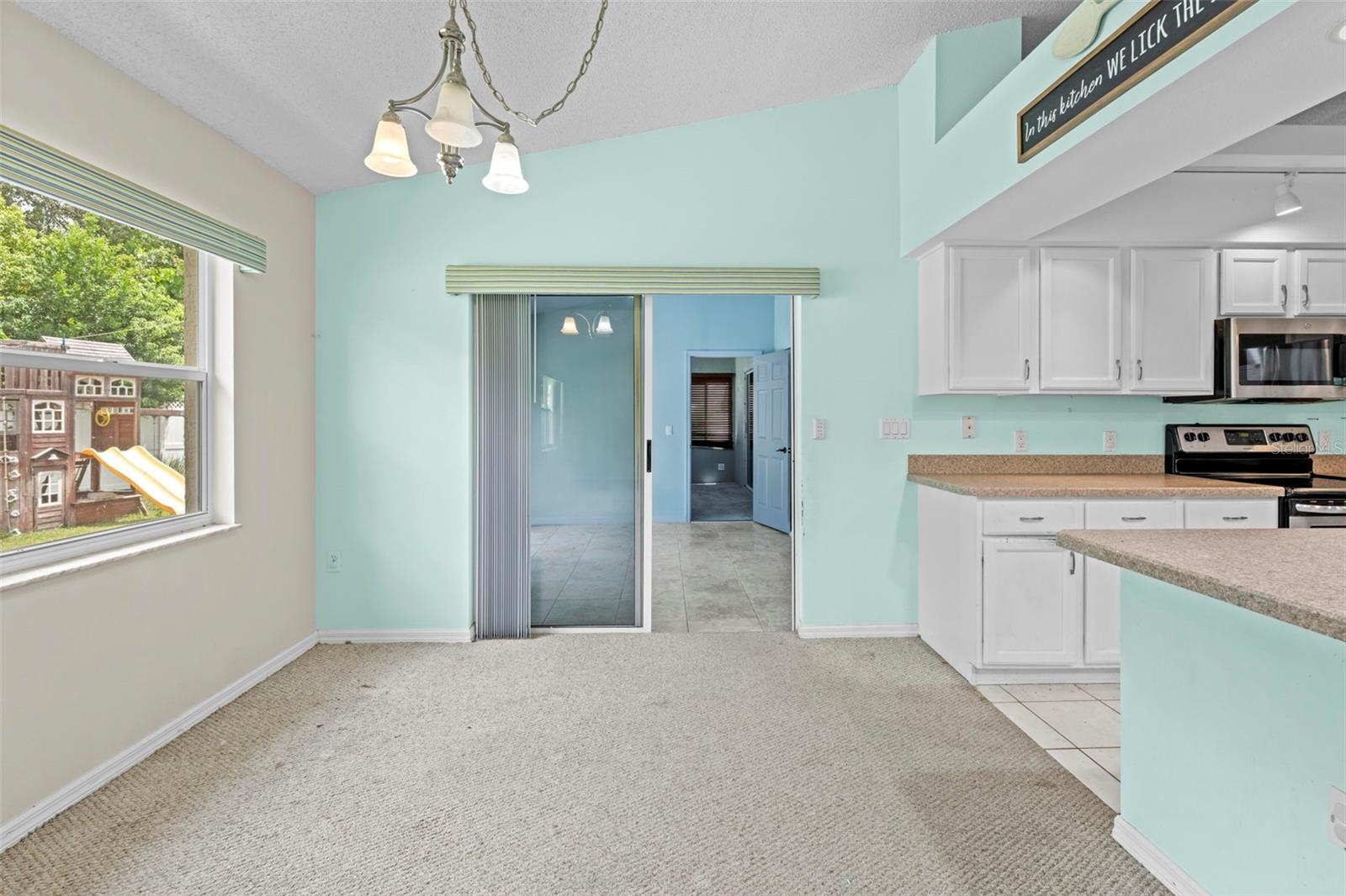 Image 22 of 57 For 7492 Aloe Drive