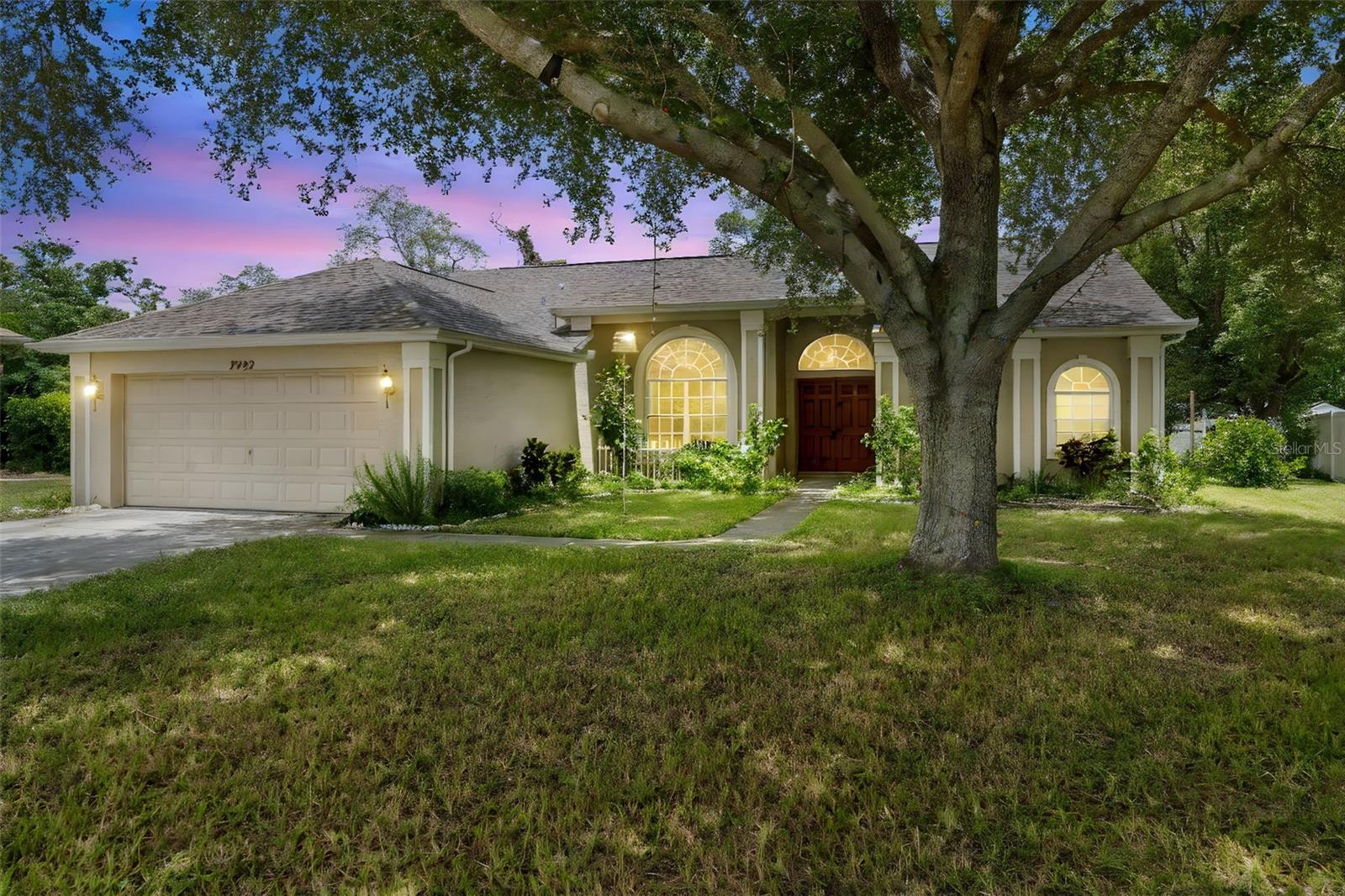Image 3 of 57 For 7492 Aloe Drive