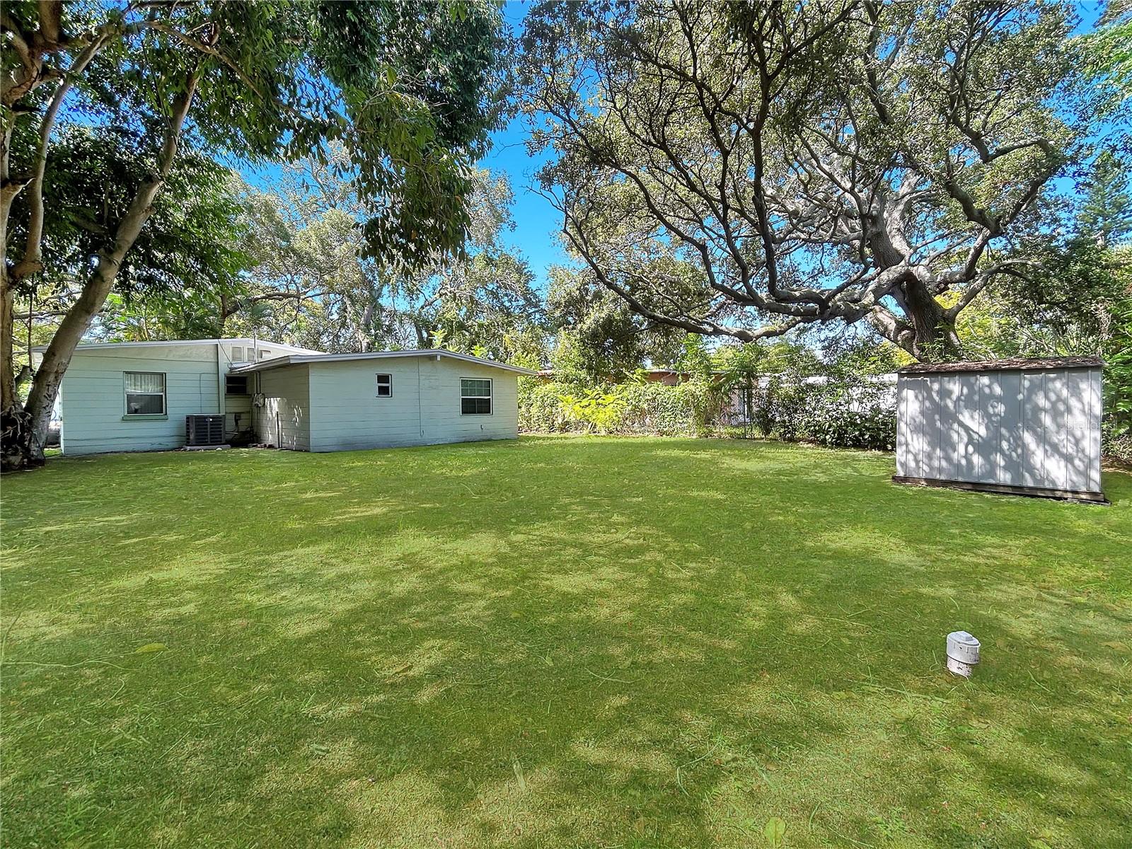 Image 8 of 17 For 627 61st Avenue S