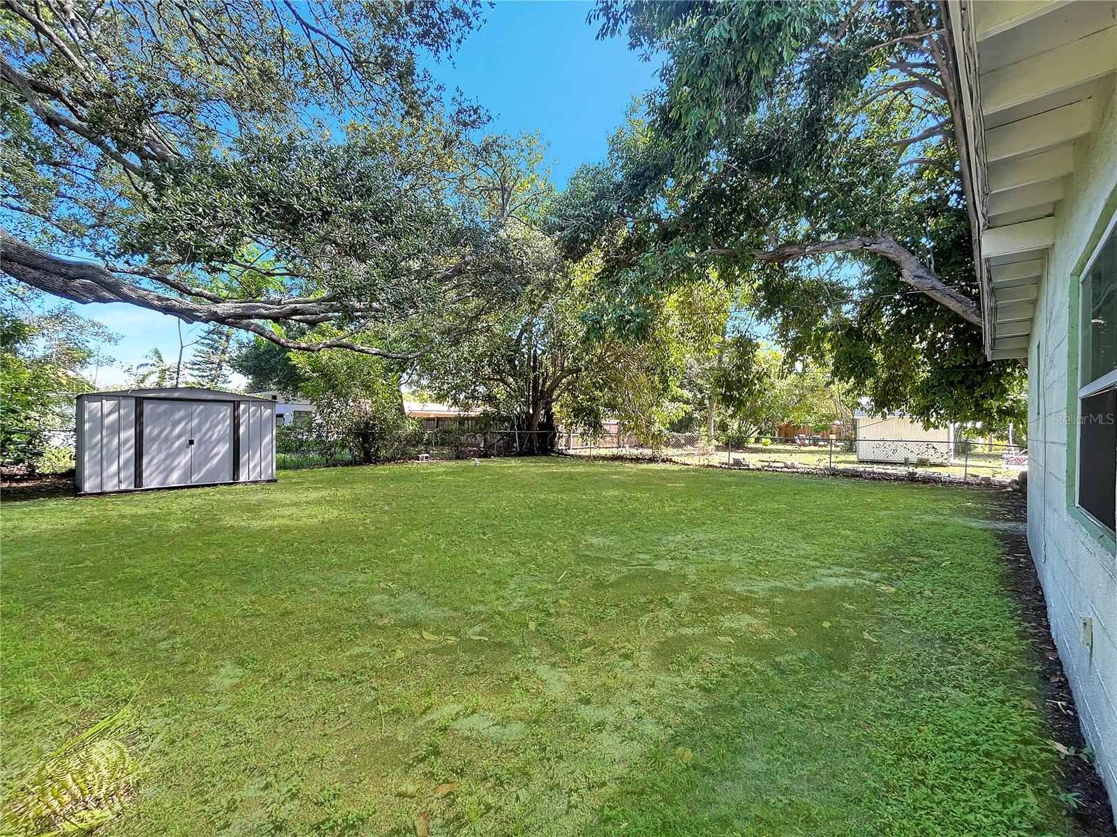 Image 9 of 17 For 627 61st Avenue S