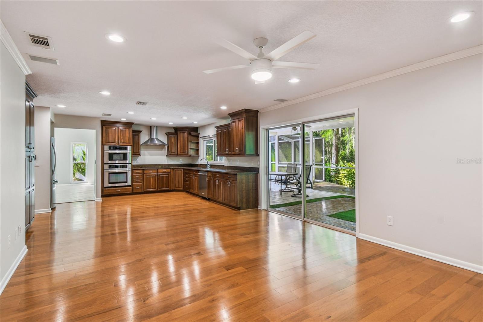 Image 22 of 78 For 16806 Rolling Rock Drive