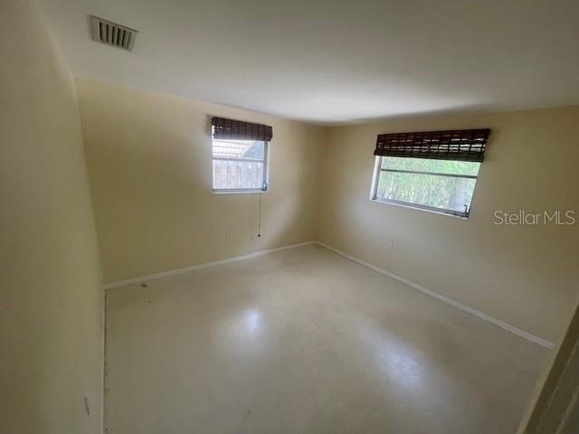 Image 13 of 17 For 831 40th Street