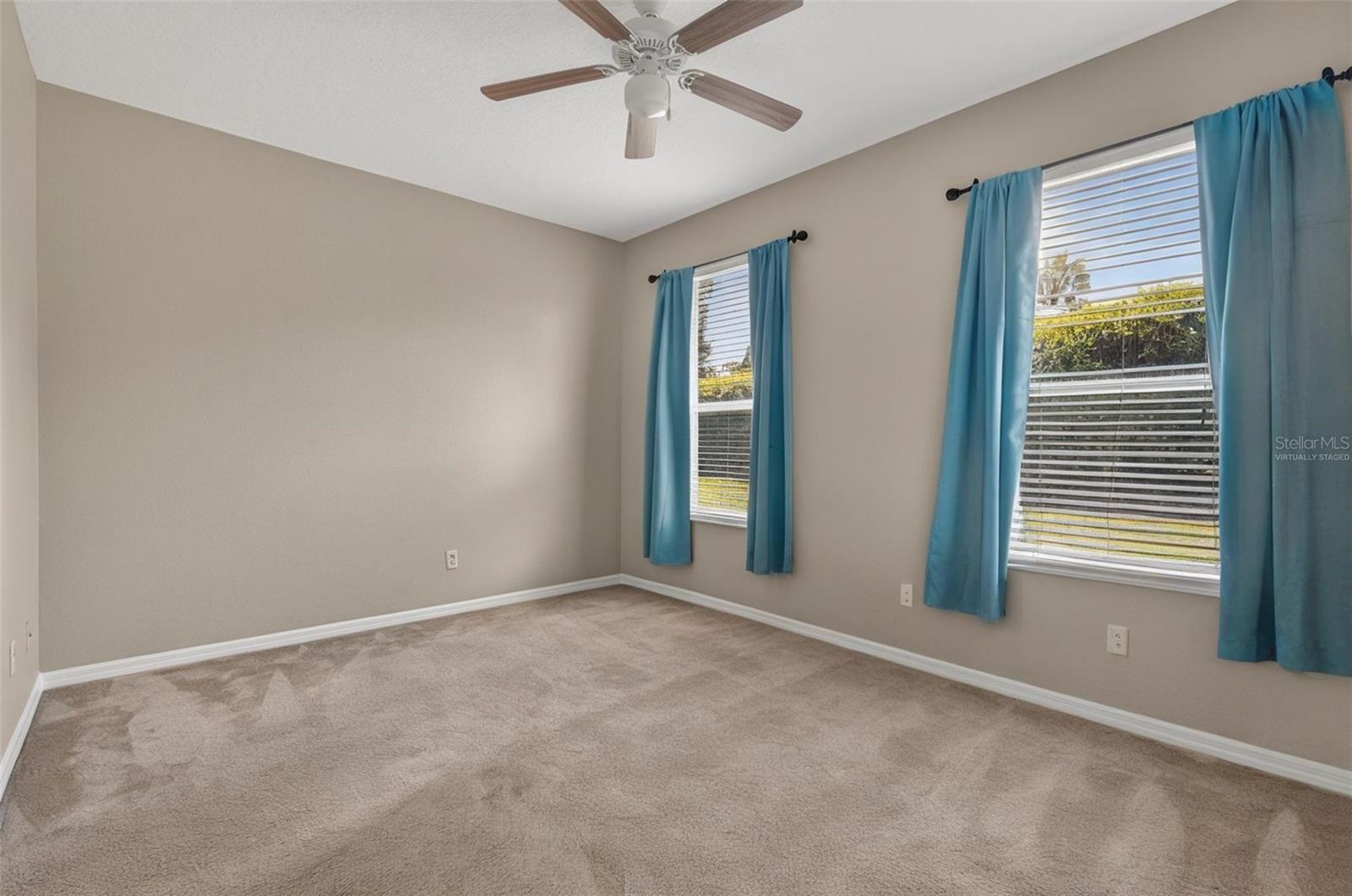 Image 26 of 51 For 4220 Silver Star Drive