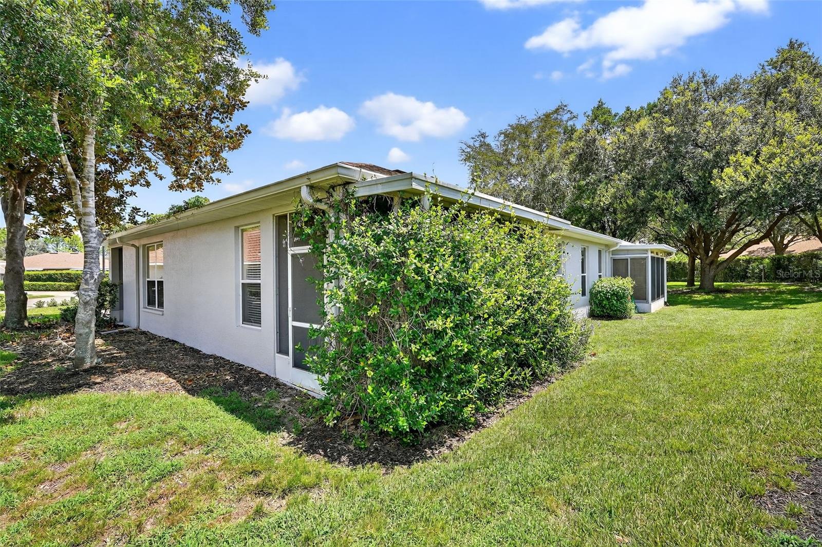 Image 33 of 51 For 4220 Silver Star Drive