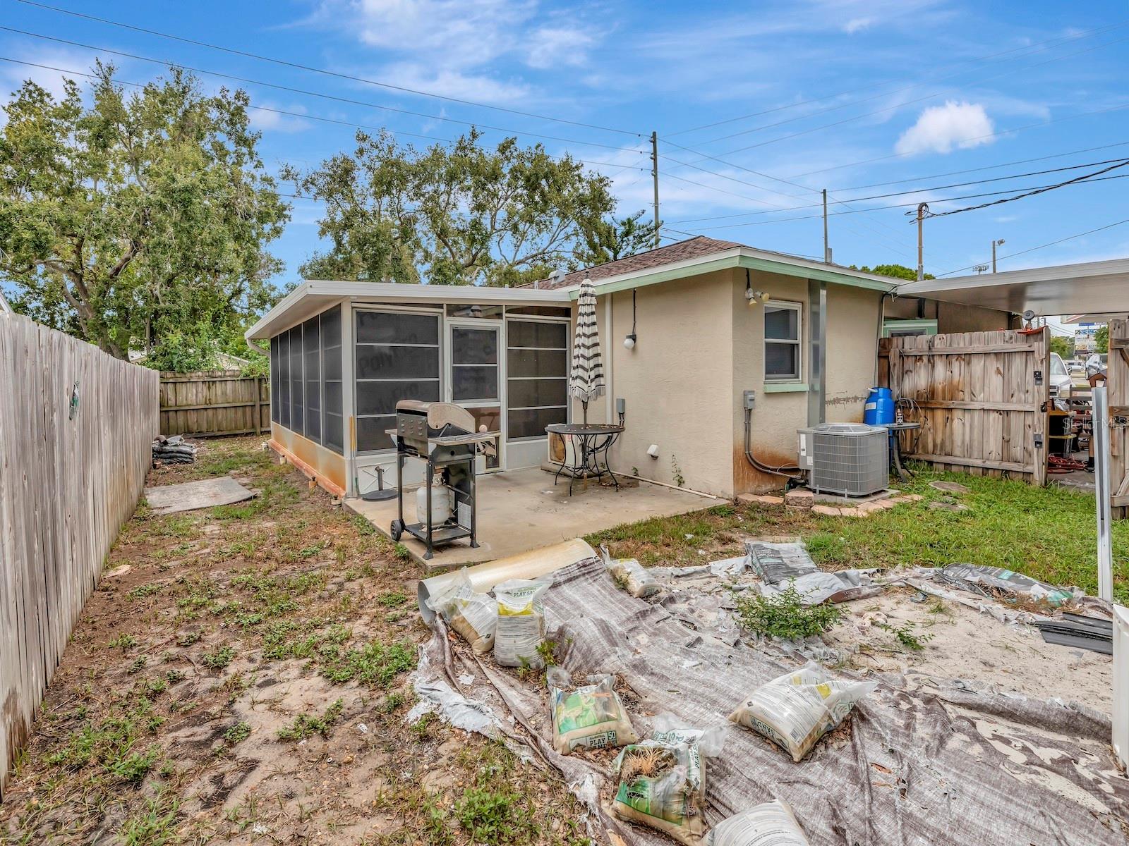 Image 20 of 42 For 11479 Walsingham Road