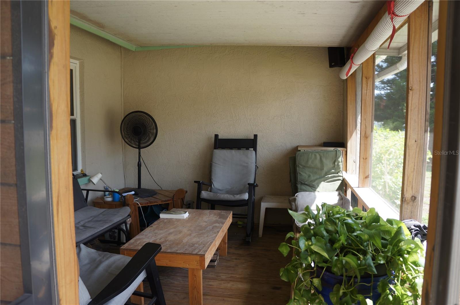 Image 3 of 9 For 11479 Walsingham Road Sw