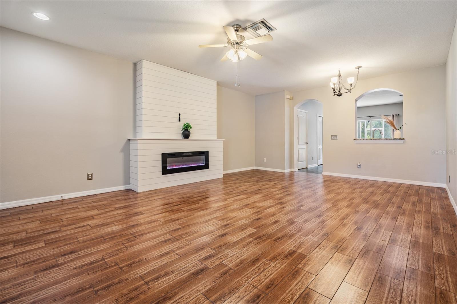 Image 17 of 27 For 5712 Fishhawk Ridge Drive