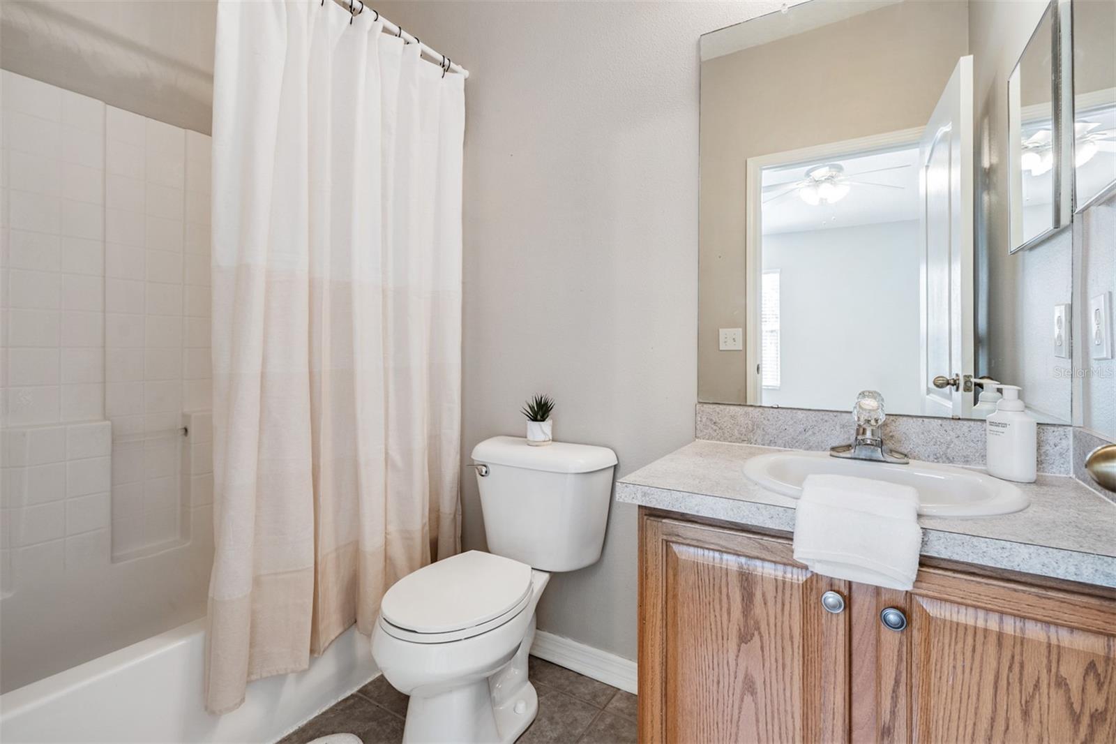 Image 5 of 27 For 5712 Fishhawk Ridge Drive