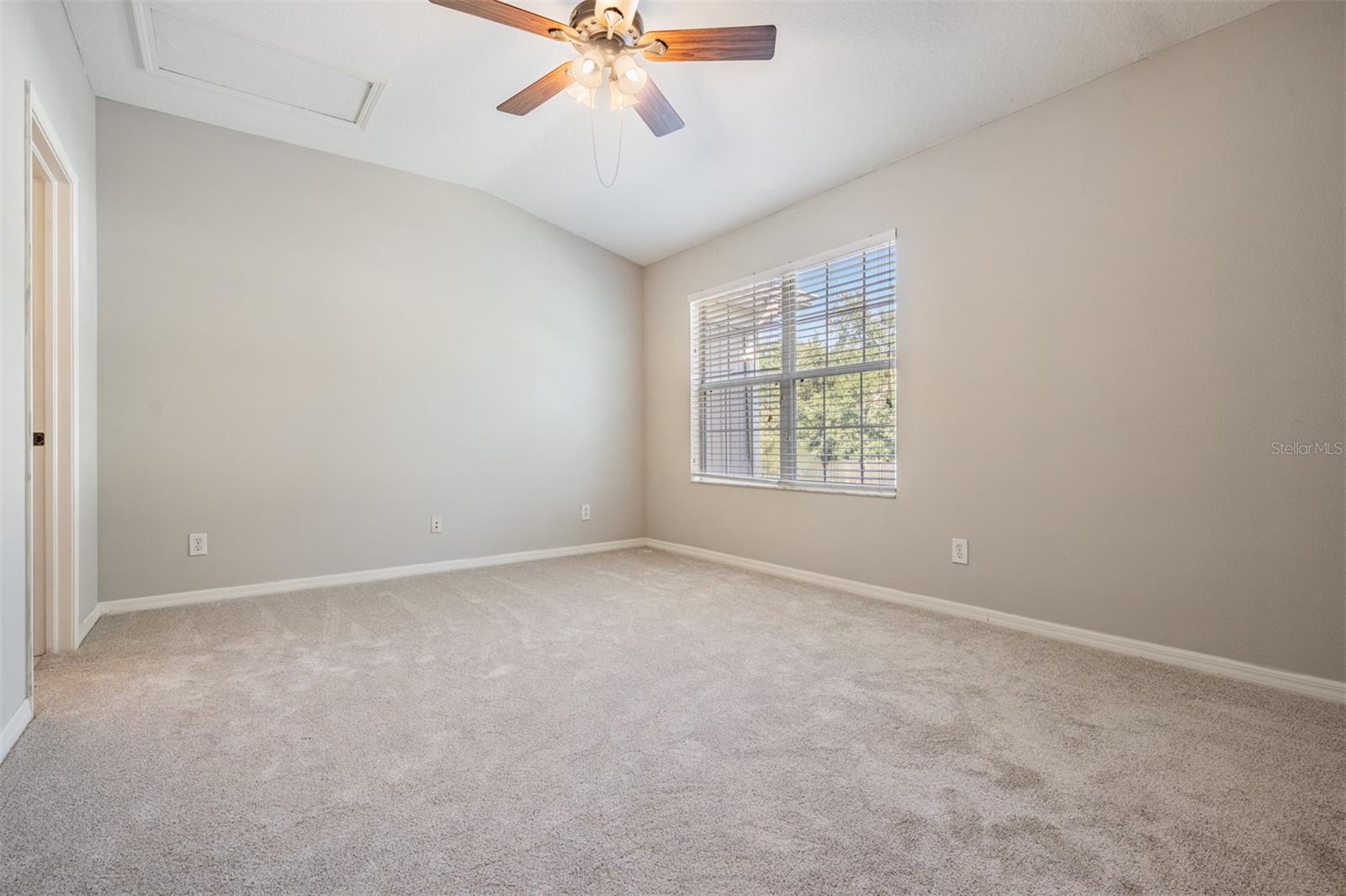 Image 8 of 27 For 5712 Fishhawk Ridge Drive
